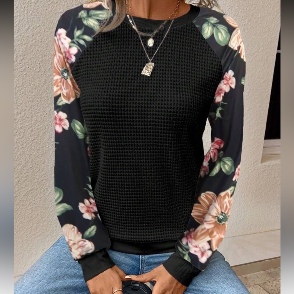 New  long sleeve floral print sleeve top - Picture 4 of 8